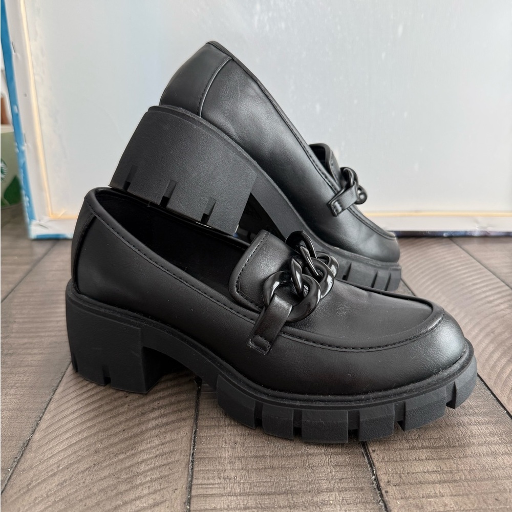 Chunky Black Chain-Detail Platform Mules